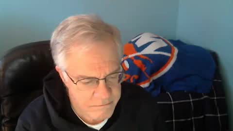 islesman22 online show from 11/23/24, 07:45