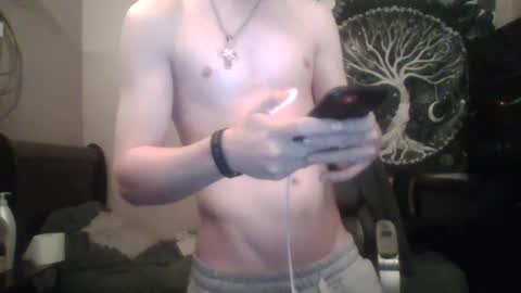 itzdaddyaxel online show from 01/02/25, 05:16