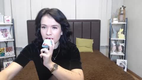 JasmineKouch online show from 12/01/24, 06:12