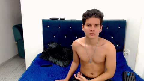 javieryalejandro online show from 01/04/25, 09:43