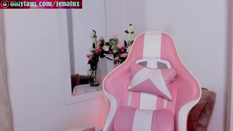 Jennalux online show from 12/04/24, 01:56