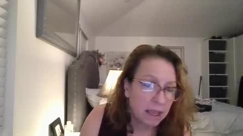 jenna197069 online show from 12/21/24, 04:44