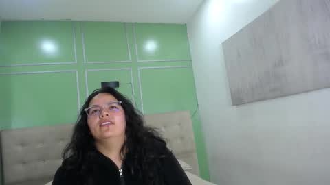 JennyRobertss online show from 01/26/25, 01:01