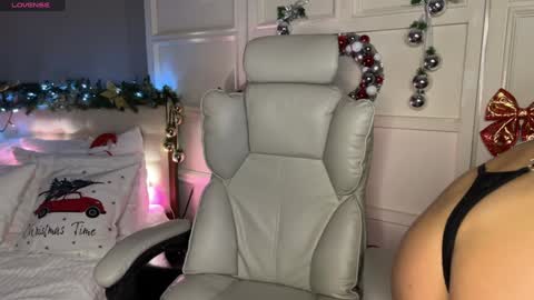 Kristina online show from 12/11/24, 01:10