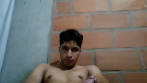 juanc23_371 online show from 01/02/25, 04:43