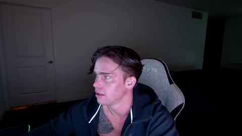 BlueEyedJayy online show from 11/22/24, 03:50