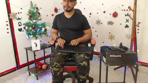 Kaleth Big Dick online show from 12/18/24, 11:14