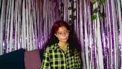 karely_1 online show from 12/16/24, 08:09