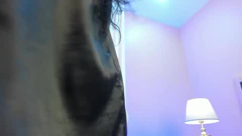 karlyn holiss online show from 11/26/24, 12:39