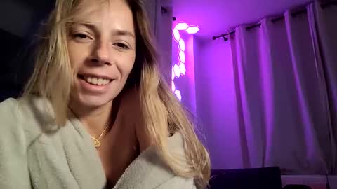 kayyrachyl online show from 11/17/24, 04:11