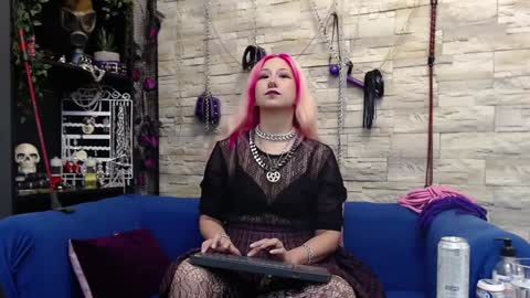 Miss Kazia online show from 11/19/24, 12:32