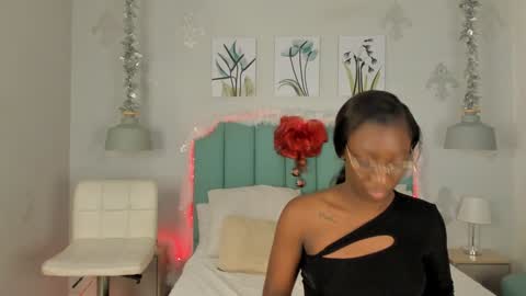 kentha_mitchells online show from 12/09/24, 10:57