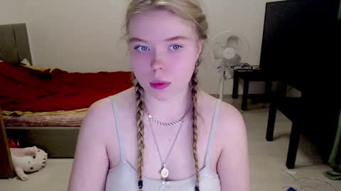 Jennyblonde and Emmabrunette online show from 11/14/24, 03:25