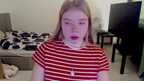 Jennyblonde and Emmabrunette online show from 12/11/24, 11:03