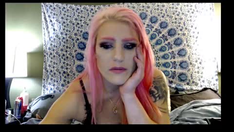 kittensiren online show from 01/04/25, 05:18