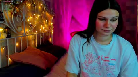 kitti_vai online show from 01/06/25, 07:36