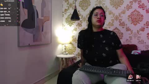 kittys_hot_ online show from 01/03/25, 03:02