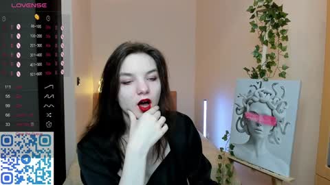 Kristina online show from 11/19/24, 01:48