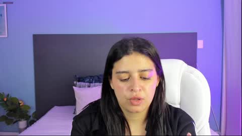 Kylie Reyes  online show from 11/21/24, 08:37