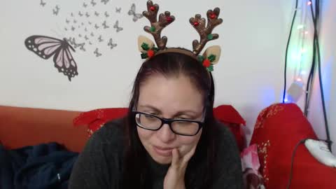 Lady Hellene online show from 12/24/24, 03:51