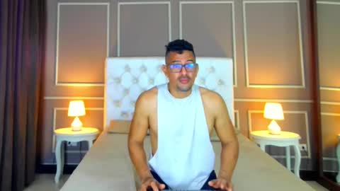 latin_bigmuscle1 online show from 01/09/25, 03:24