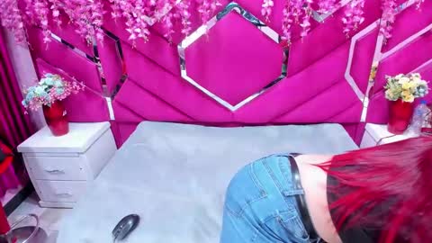 latinas_anales online show from 12/09/24, 01:18