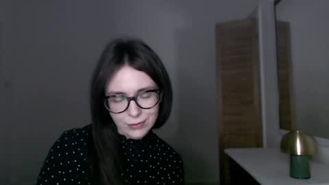 Laura online show from 01/01/25, 03:28