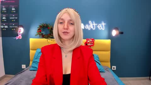 Laura  online show from 12/18/24, 01:55