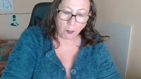 laureanne online show from 11/11/24, 10:03