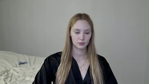 LaylaPretty001 online show from 12/04/24, 06:49