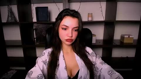 Alexia online show from 12/02/24, 02:08