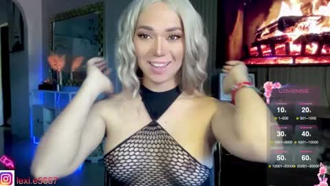 lexiesmith_ online show from 11/21/24, 01:23