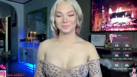 lexiesmith_ online show from 11/28/24, 01:23