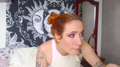 Lia Monroe online show from 12/17/24, 04:00