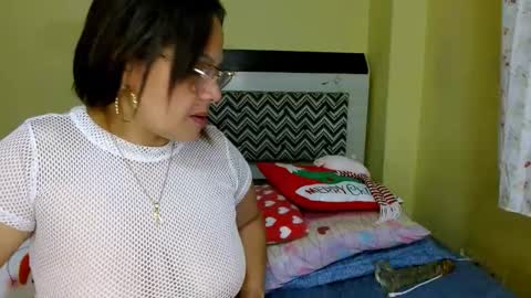 Milf Ann Latina online show from 12/07/24, 02:35