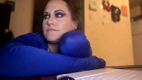 AllieAustyn online show from 12/21/24, 11:13