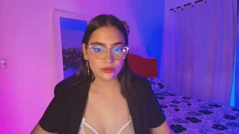 Lillyfox18 online show from 01/07/25, 03:48