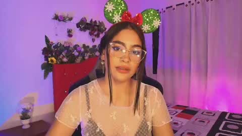 Lillyfox18 online show from 12/13/24, 03:20