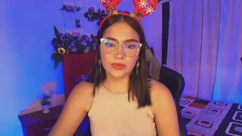 Lillyfox18 online show from 12/20/24, 03:53