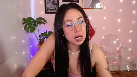 just lily online show from 12/04/24, 10:11