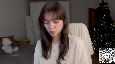 Lily   online show from 12/11/24, 04:24