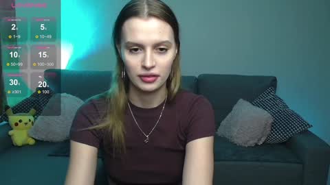 lina_bush online show from 12/23/24, 11:08