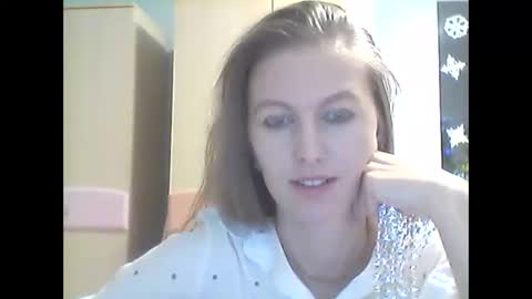 linda_key online show from 12/23/24, 05:12