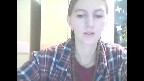 linda_key online show from 12/20/24, 04:50