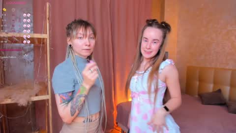  Helloour names are blonde Stacy and brunette May good to see you online show from 12/06/24, 01:20