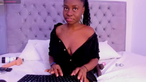 Ebony Lisbeth Horny online show from 12/11/24, 02:06