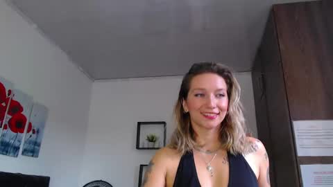 HI IM LIZETH HONEY online show from 12/11/24, 07:38