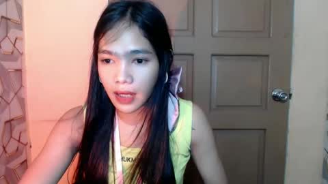 Nicolle  online show from 02/02/25, 12:37