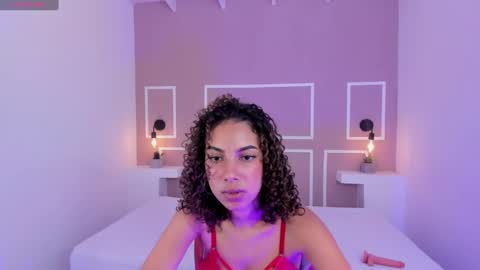 lizrose9 online show from 01/07/25, 03:59