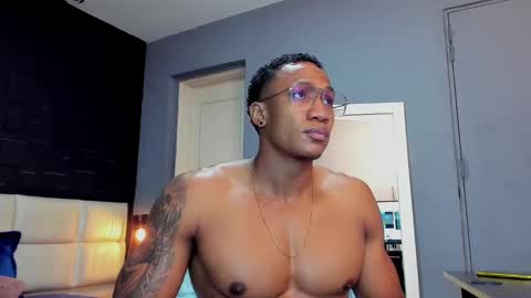 logan_varela online show from 01/02/25, 10:23